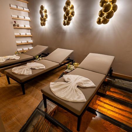 Erk Hotel Истанбул Екстериор снимка