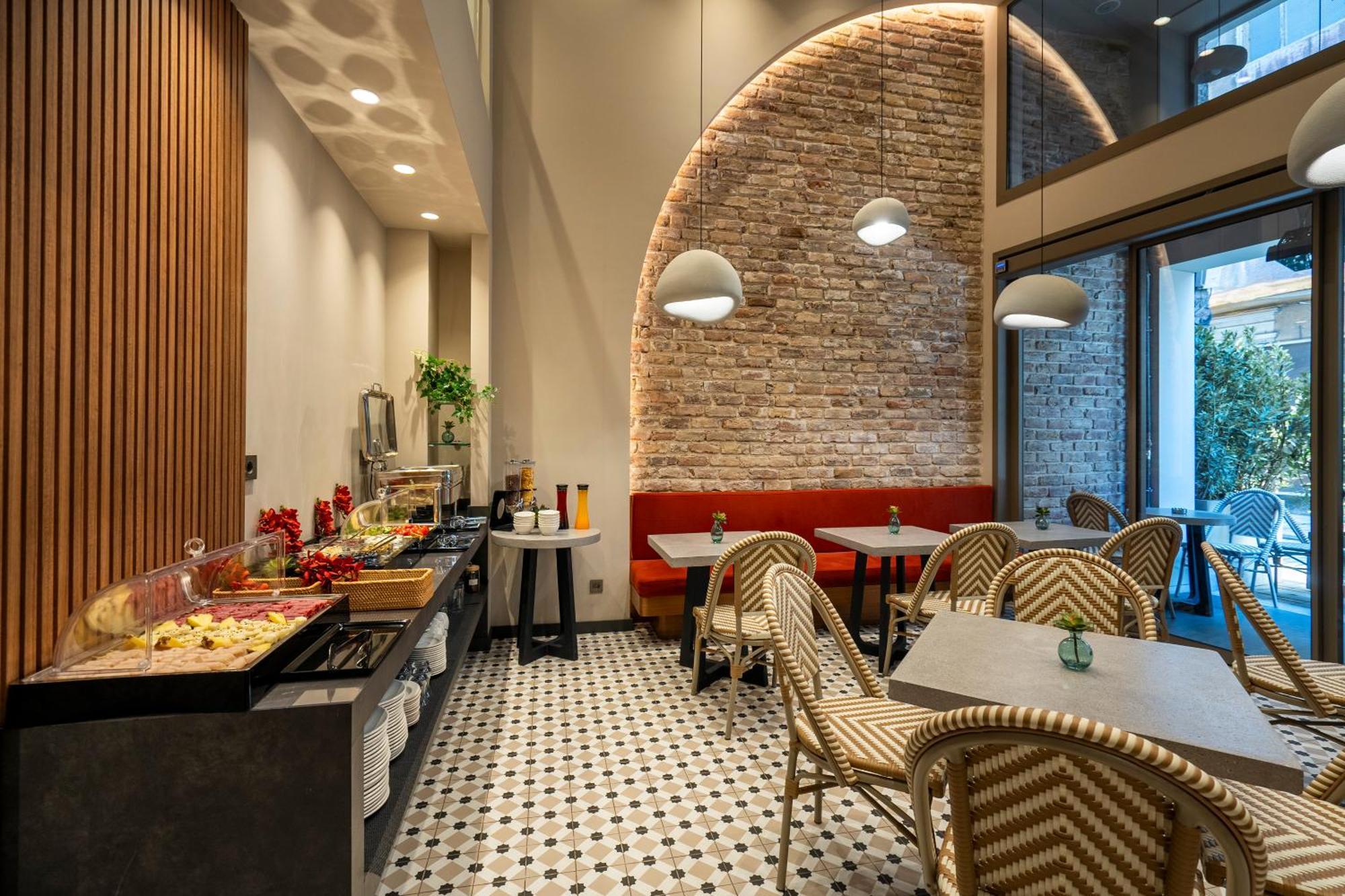 Erk Hotel Истанбул Екстериор снимка