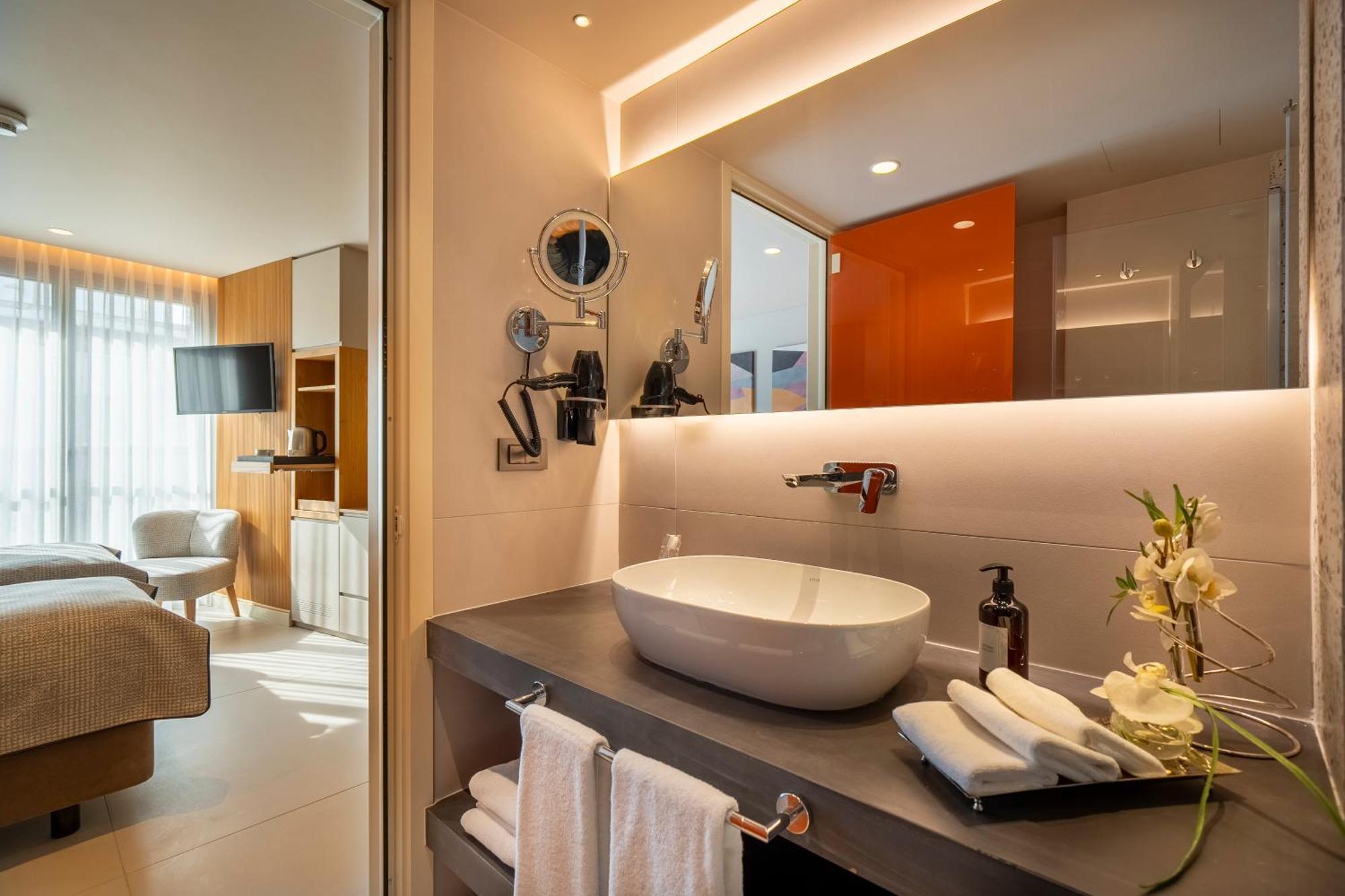 Erk Hotel Истанбул Екстериор снимка