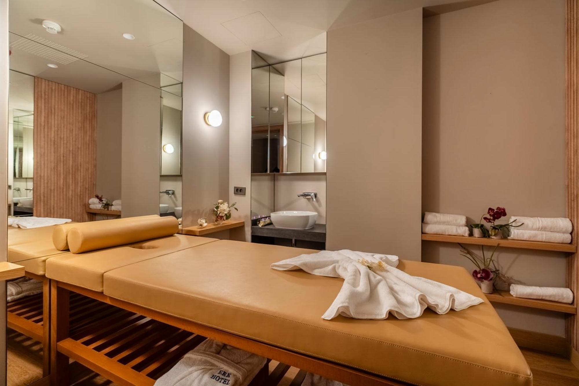 Erk Hotel Истанбул Екстериор снимка